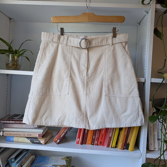 Terranova Dresses & Skirts - Y2K Women's Mini Skirt Cream Corduroy Belted Pockets Academia Terranova Size XL